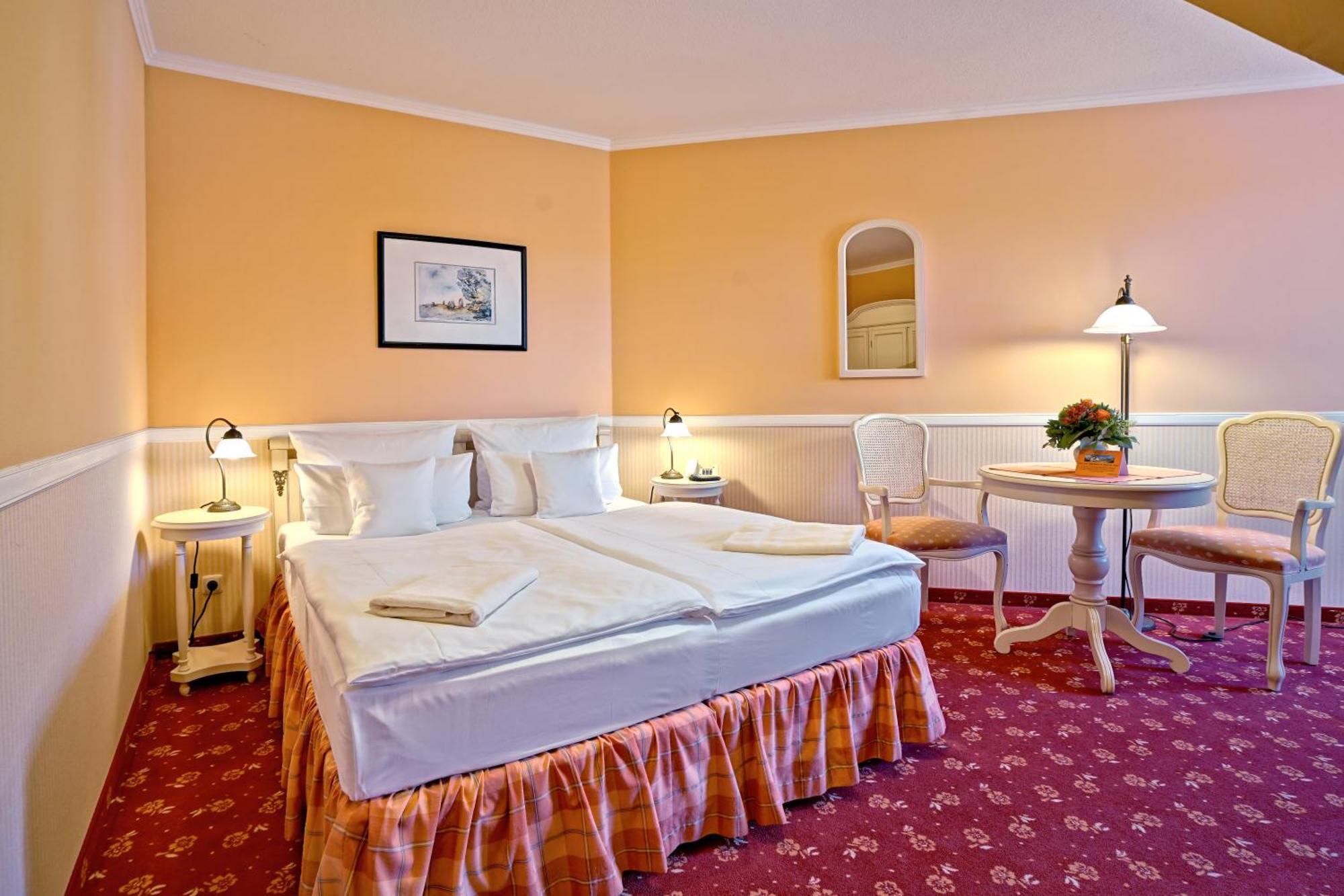 Doppelzimmer mit Zustellbett